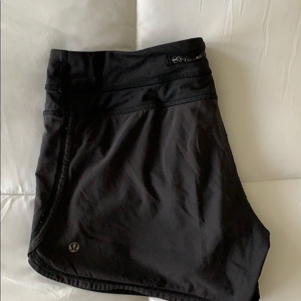 Lululemon Black Shorts 4”